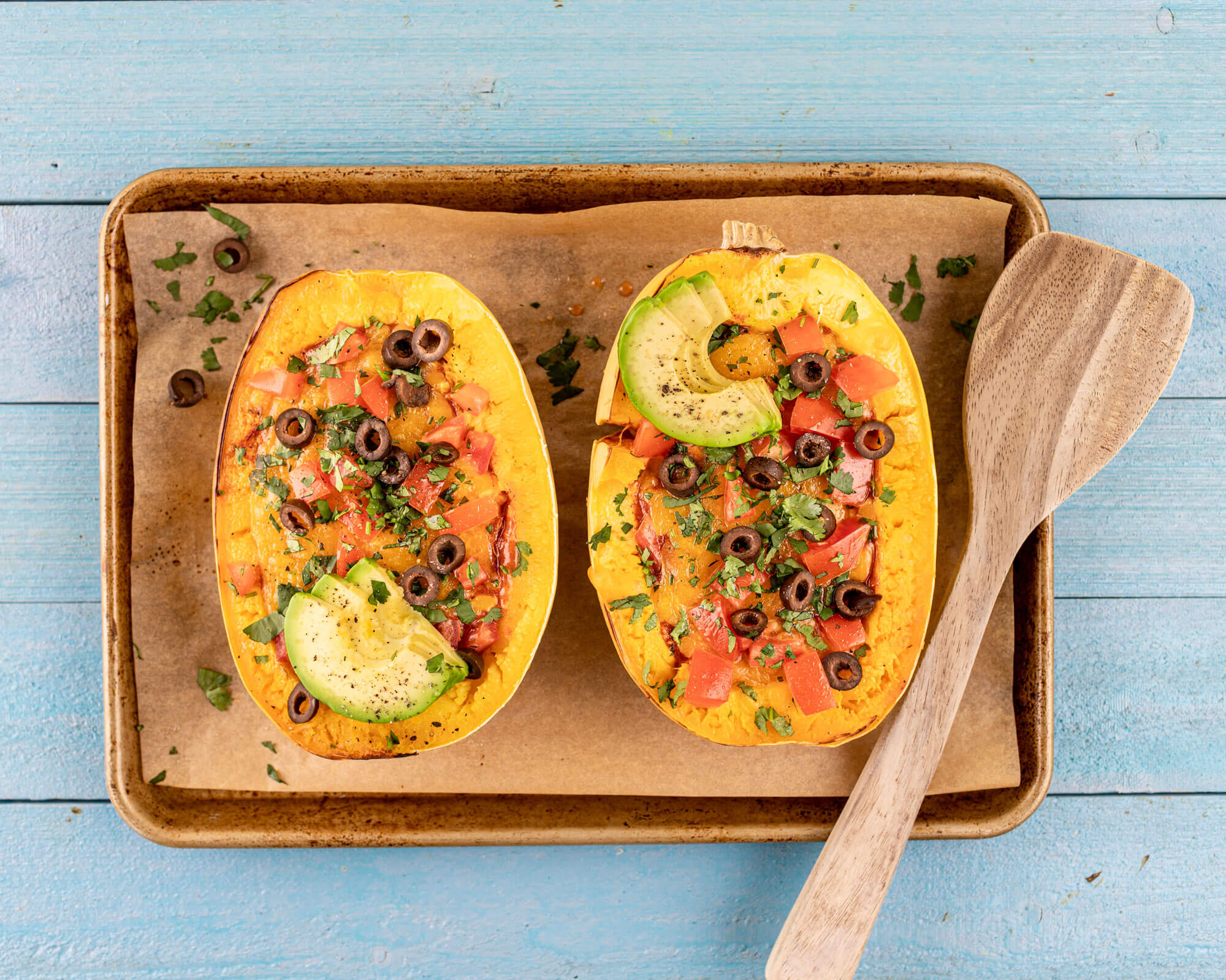 Chicken Enchilada Stuffed Spaghetti Squash Boats - Pacific Foods Canada